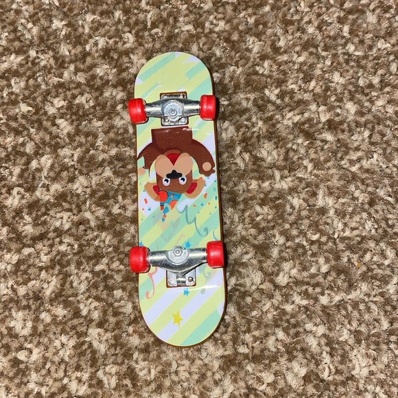 Tech Decks - Picture 8 of 17
